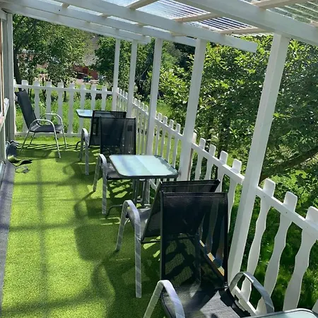 Stayhome Tossens بوتجادينغين